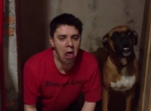 guy imitates his dog